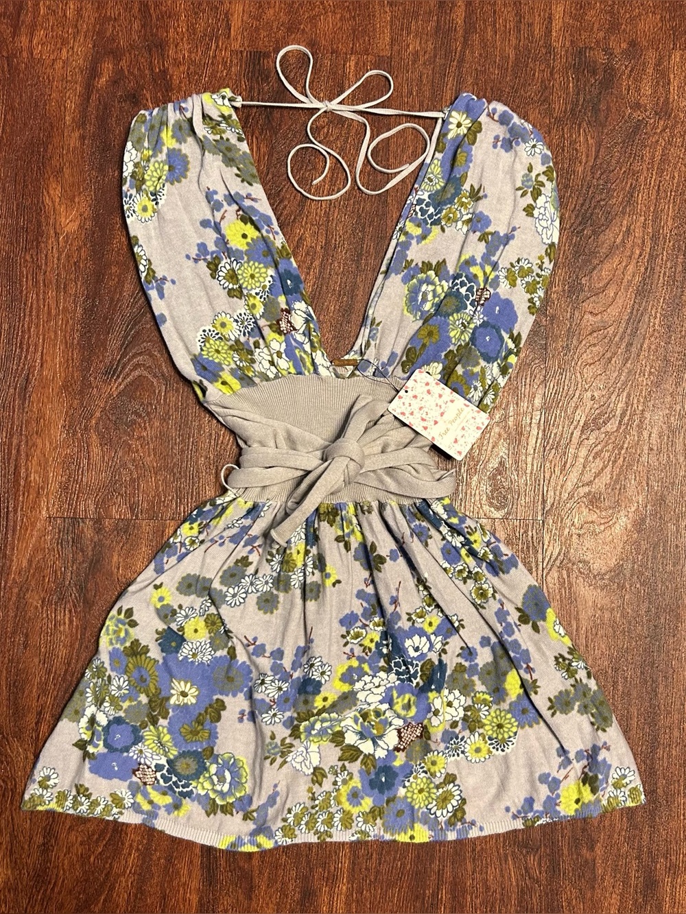 Free People Floral V-Neck Tie Waist Tank Top in Grey, Green and Blue NWT
